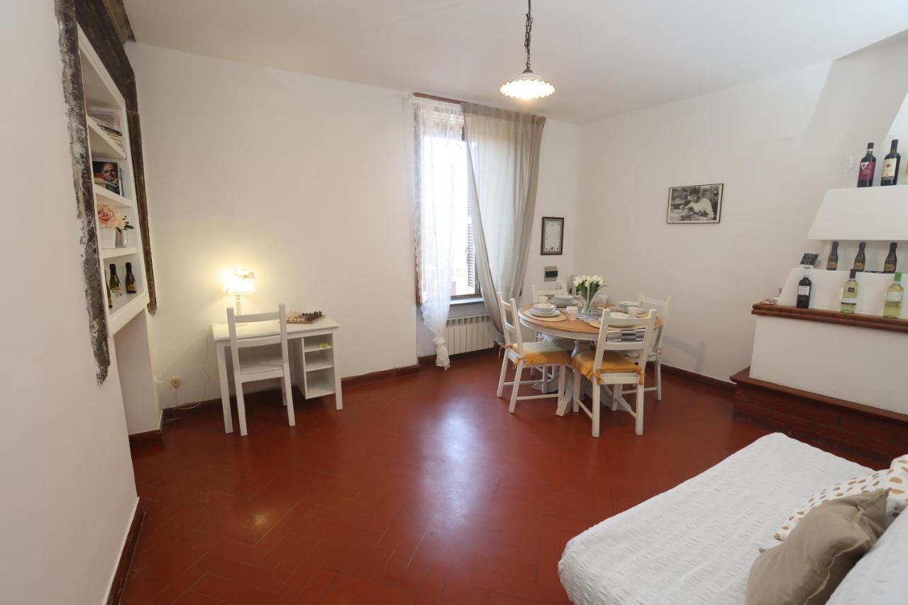 Relax Nel Borgo, La Fontana Apartment Campagnano Di Roma Exterior foto